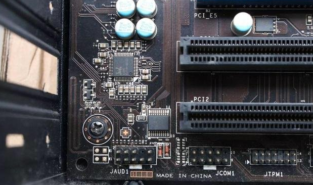 电脑如何组装 封面