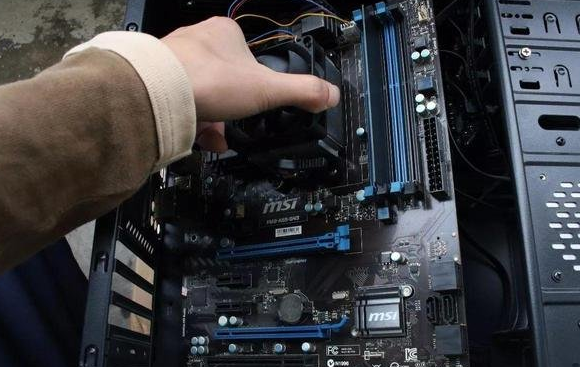 电脑组装教程图解 封面