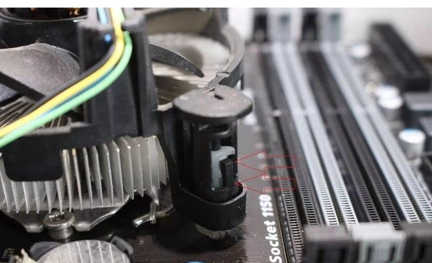 电脑如何组装 封面